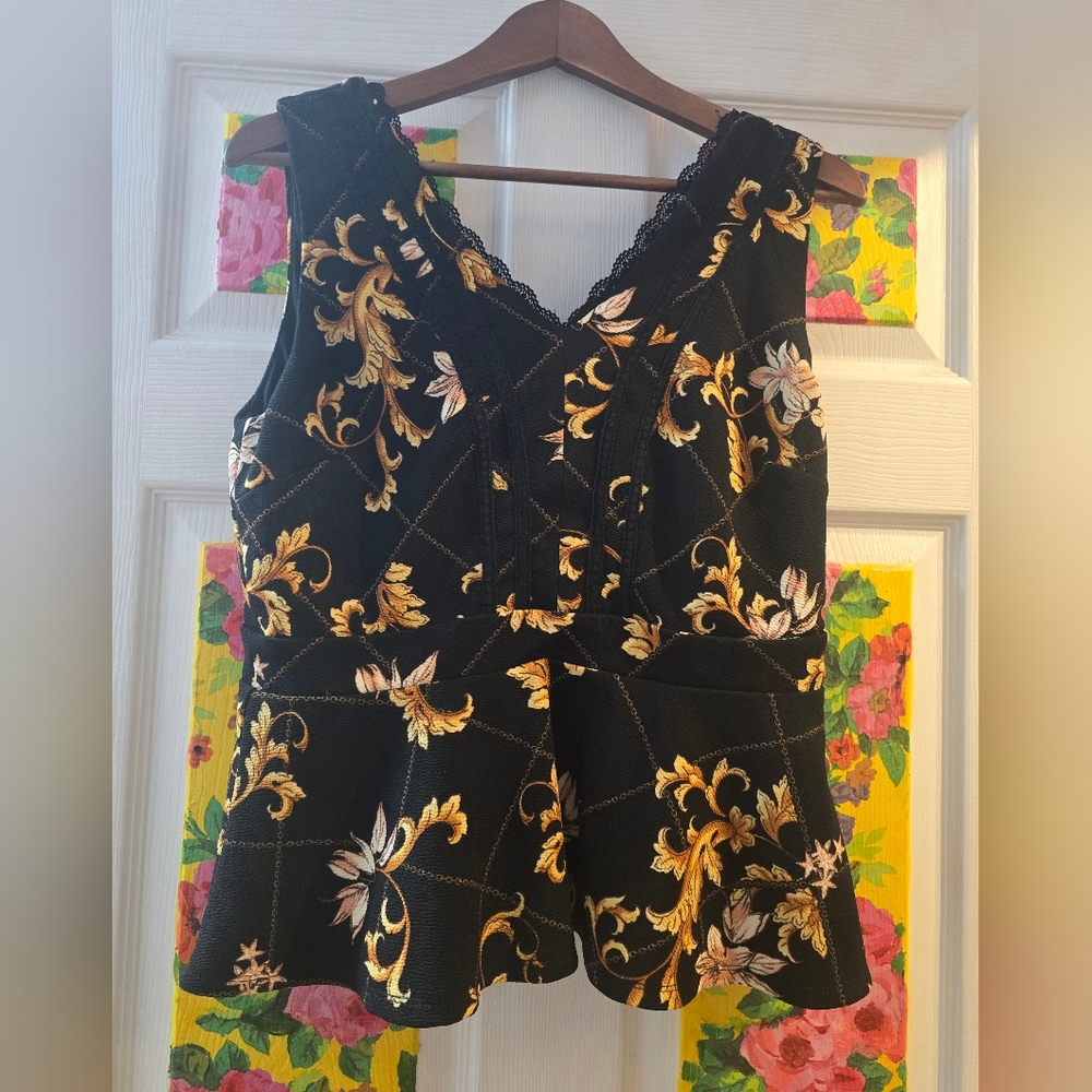 THALIA SODI Sleeveless Top Size M
